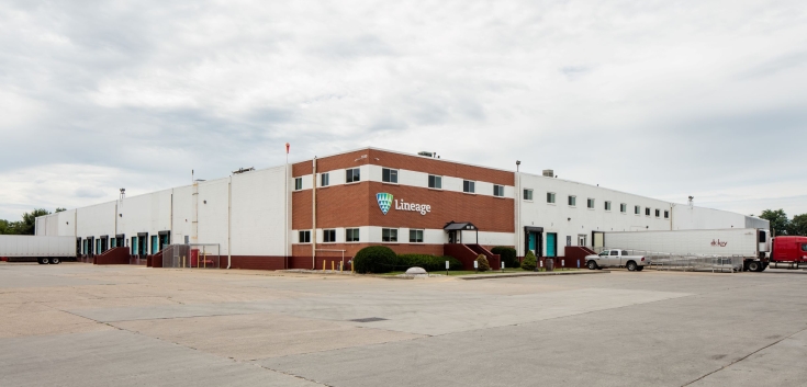 Exterior photo of Lineage's Des Moines facility