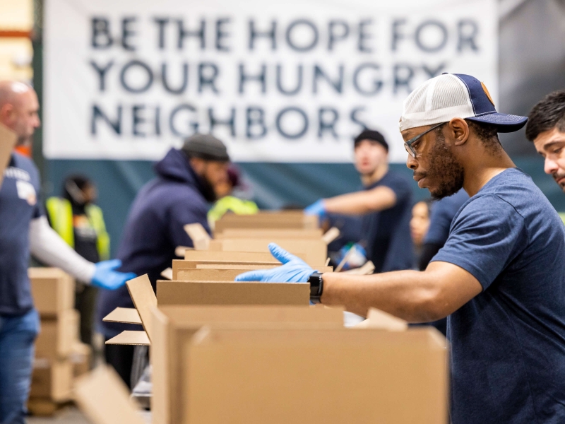 Lineage Foundation for Good's  Customer Product Donation program empowers our customers to donate food to communities in need.