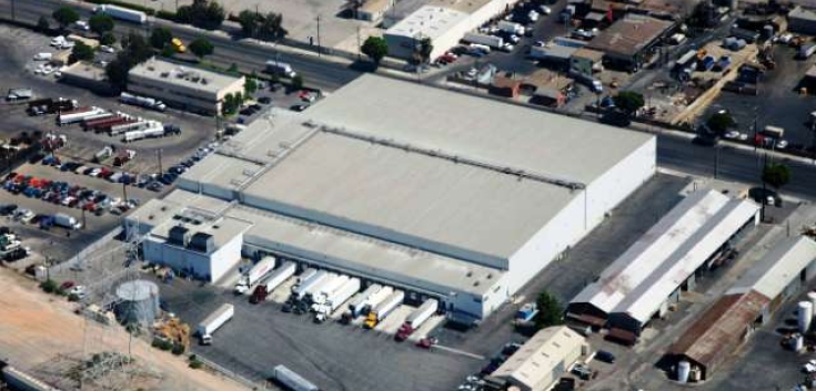 Aerial photo of Lineage's Vernon - Bandini facility
