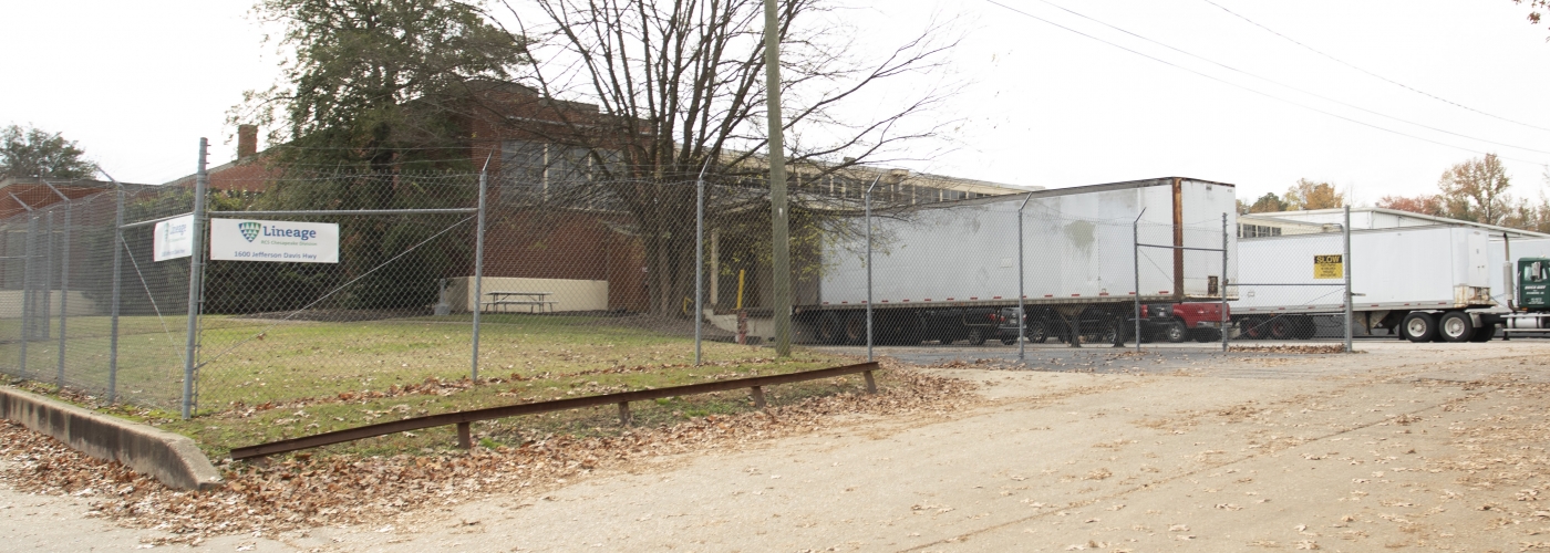 Exterior photo of Lineage's Richmond - Chesapeake facility